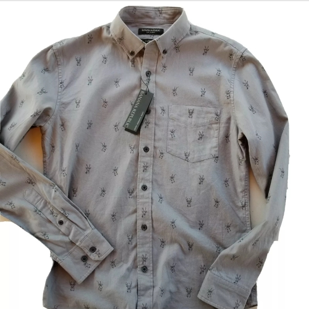 Banana Republic Luxe Flannel Deer Button Shirt - Picture 3 of 10
